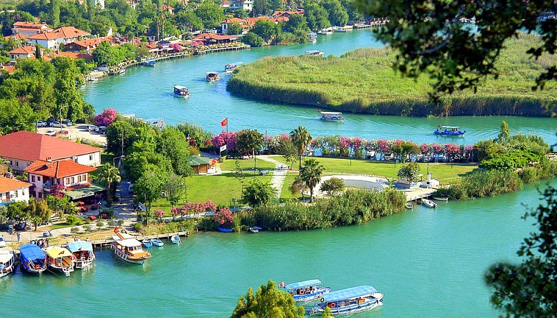 Türkiye’nin En İyi İşi: ‘30 Bin Lira Maaşla Profesyonel Turist Aranıyor’ İlanına 10 Günde 5 Bini Aşkın Başvuru