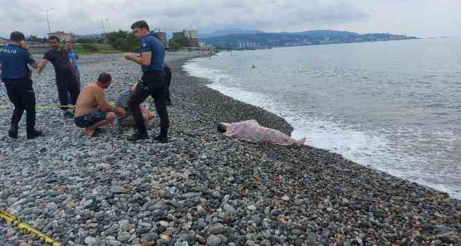 Rize'de denize giren yaşlı adam boğuldu