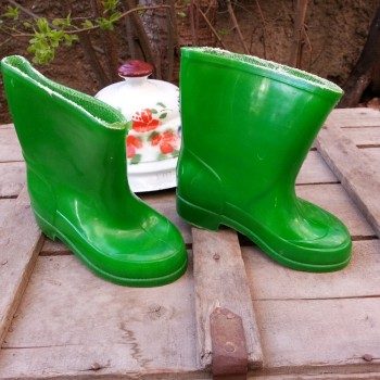 Beg_1265_vintage-Naylon-Yesil-Cocuk-Cizmesi_1