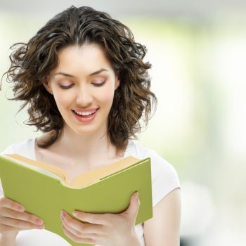 yu-ksek-sesli-kitap-okumak-konus-mayi-gelis-tirir-mi